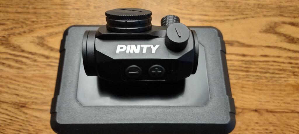 Pinty 2MOA Smiley Face Red Dot Sight: Performance Meets Fun