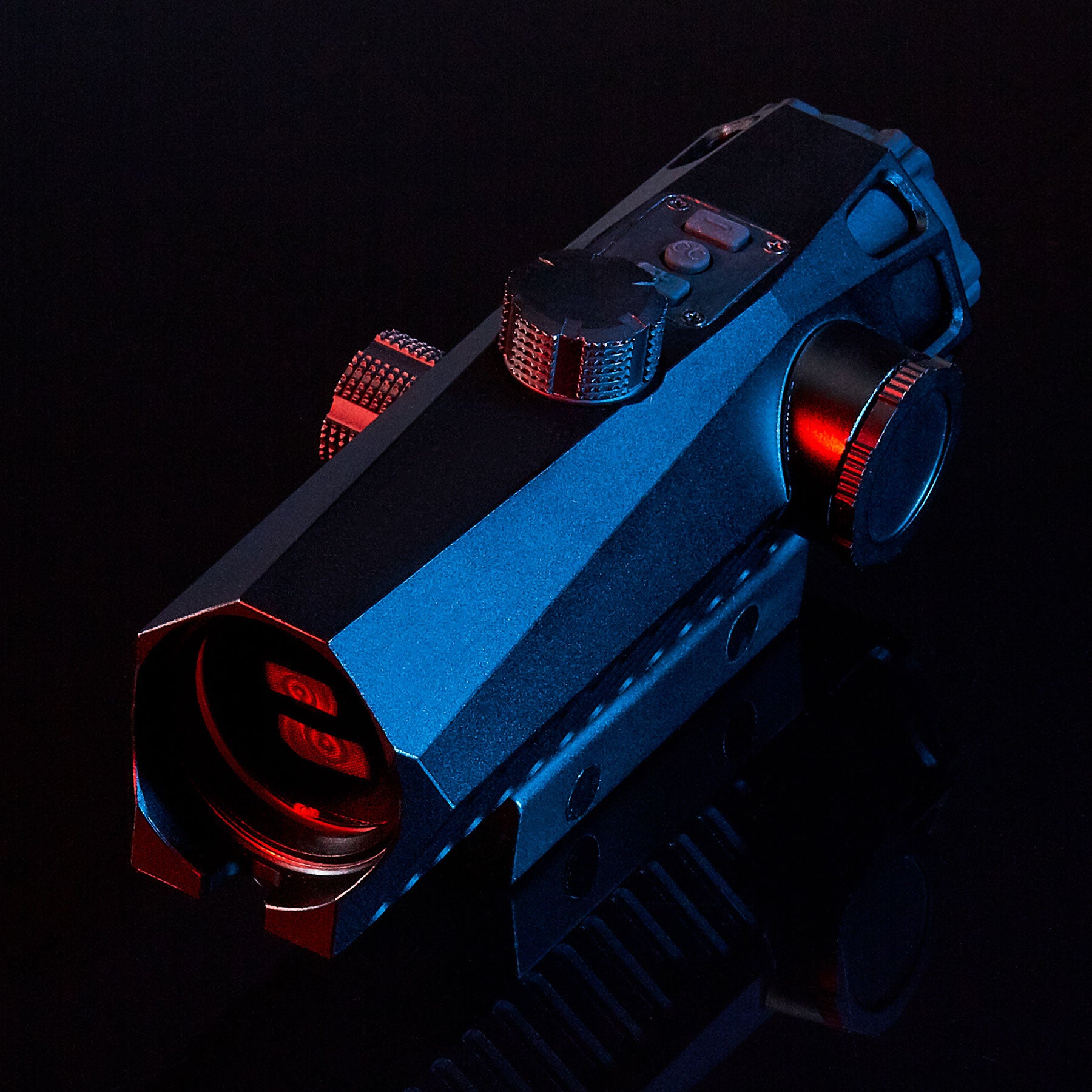 4x32-Red-Green-Blue-Illuminated-Riflescope-Hunting-Gear_-RGB-Reflex-Sight-with-11-Illumination-Multicoated-Lenses-for-20mm-Picatinny-or-11mm-Dovetail-Rails-